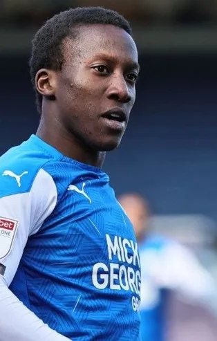 Beşiktaş Bournemouth forması giyen Siriki Dembele'ye kancayı attı