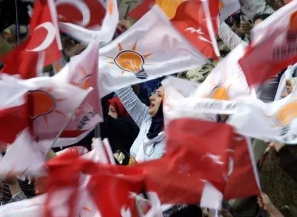 ak-parti-istanbulun-yeni-yerel-secim-sarkisi-belli-oldu-cogu-bitti-azi-kaldi-1704574121403.jpeg