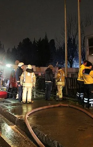 İstanbul Eyüpsultan'da korkutan yangın!