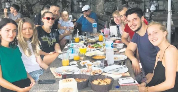 Eremcan Acar, Aylin Koç’un ailesiyle tatile çıktı