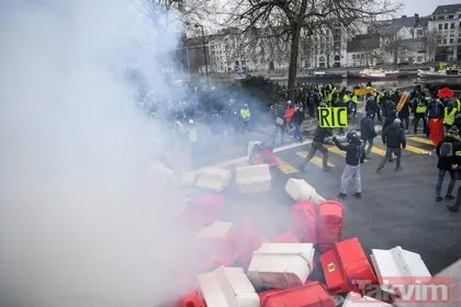 Fransa’da sarı yelekliler yine sokaklara çıktı
