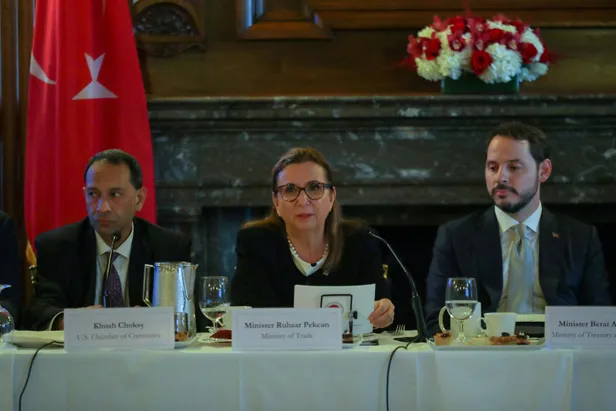 Son dakika: Hazine ve Maliye Bakanı Berat Albayrak'tan flaş açıklama: İhtiyaç halinde bankalara gereken desteğe hazırız-5