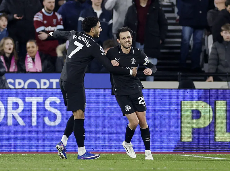 Fenerbahçe'den Galatasaray transfer çalımı: Forvete Omar Marmoush - 26