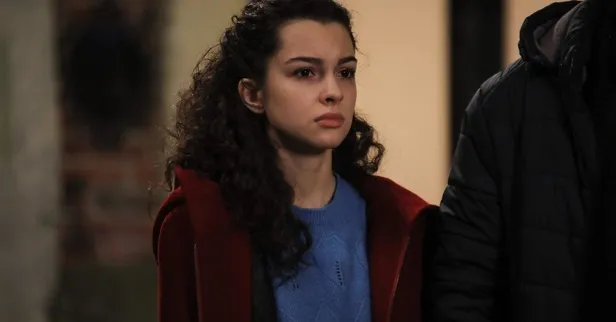 gozler-onun-uzerinde-kardeslerimin-asiyesi-hakkindaki-gercek-sasirti-basarili-oyuncu-su-burcu-yazgi-coskun-1616787543197.jpeg Gözler onun üzerinde! Kardeşlerim'in Asiye'si hakkındaki gerçek şaşırttı! Genç oyuncu Su Burcu Yazgı Coşkun...-7