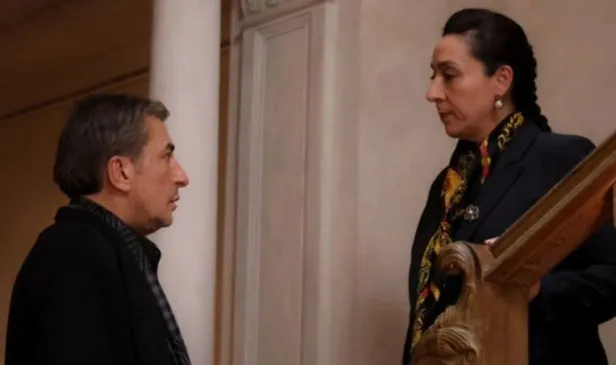 kirmizi-oda-bu-aksam-yok-mu-neden-yok-kirmizi-oda-final-mi-yapti-yeni-bolum-hangi-kanalda-25-subat-trt-1-yayin-1645806850184.jpg Kırmızı Oda bu akşam yok mu, neden yok? Kırmızı Oda final mi yaptı, neden? 25 Şubat TRT 1 yayın akışı!-2