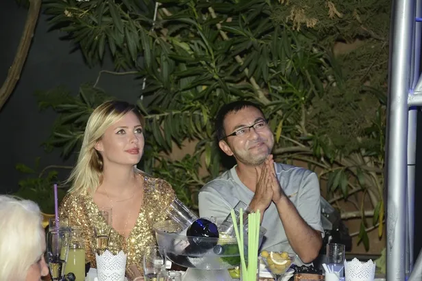Serdar Ortaç ile Chloe Loughnan çiftinden şaşırtan hamle-5