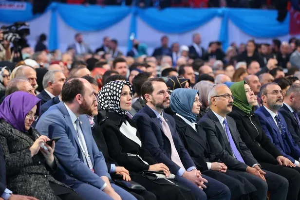 Bakan Albayrak'tan Binali Yıldırım ve ilçe başkan adaylarına başarı mesajı-3