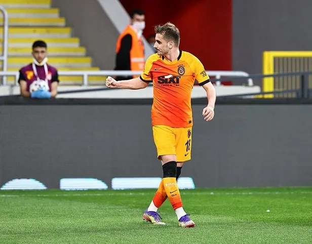 galatasarayin-genc-yildizi-kerem-akturkoglu-goztepe-karsisinda-hat-trick-yapti-1618690562603.jpeg Galatasaray'ın genç yıldızı Kerem Aktürkoğlu Göztepe karşısında hat-trick yaptı!-2