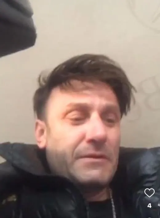 canli-yayinda-gosterdi-kuzey-marmara-otoyolunda-bir-kisi-tir-soforunu-rehin-aldi-ikna-cabalari-suruyor-1703345972420.jpeg 'Cinayetleri biliyorum' dedi Kuzey Marmara Otoyolu'nda TIR şoförünü rehin aldı! İçişleri Bakanı Ali Yerlikaya ile görüşen şahıs teslim oldu-5