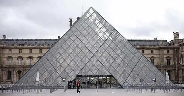 Paris’in kalbinde film gibi soygun: Louvre'da yapılan vurgunun değeri 88 milyon!