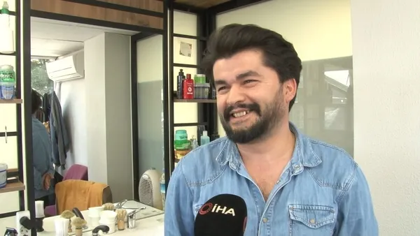 istanbul-uskudarda-fikra-gibi-bina-goren-telefonuna-sariliyor-kapi-var-cikis-yok-1645527273340.jpg İstanbul Üsküdar'da fıkra gibi bina! Gören telefonuna sarılıyor: Kapı var çıkış yok-5