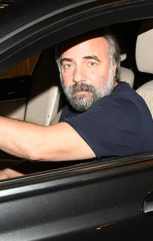 Eşkıya Dünyaya Hükümdar Olmaz'ın Hızır'ı Oktay Kaynarca Bebek'te: Biz ev sahibi, siz misafirsiniz