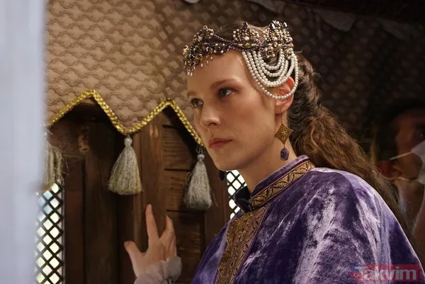 Cüneyt Mete Ve Eşi Şeyma Korkmaz