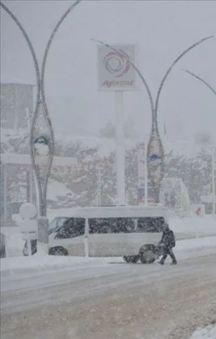 Meteorolojiden son dakika sarı kodlu alarm! Kuvvetli kar uyarısı