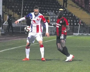 Düello nefes kesti!