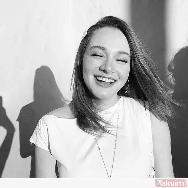 Seda Sayan’ın müstakbel gelinine bakın! Miray Daner beyazlar içinde paylaştı! Furkan Andıç’ın biricik partnerinden havuz başında şov... - 7