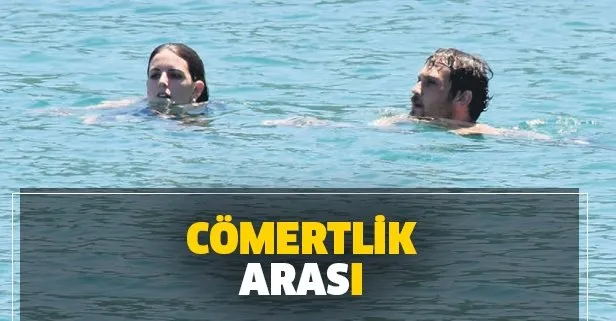 Sevgilisi Bige Önal ile Bodrum’da tatil yapan Oyuncu Aras Bulut İynemli’den muhabirlere jest