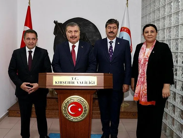 koronavirusun-yeni-varyanti-turkiyede-goruldu-mu-saglik-bakani-fahrettin-koca-acikladi-1692787826591.jpeg Koronavirüs'ün yeni varyantı Türkiye'de görüldü mü? Sağlık Bakanı Fahrettin Koca açıkladı-3