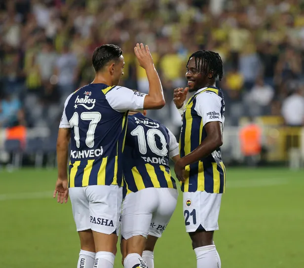 14-gol-11-asist-fenerbahceye-12-milyon-euroluk-super-yildiz-kanarya-o-yildizi-da-bitiriyor-1693911334272.jpg Fenerbahçe'ye 12 milyon euroluk 8 numara piyangosu vuracak! 14 gol 11 asist! Kanarya o yıldızı da bitirmek üzere!-9
