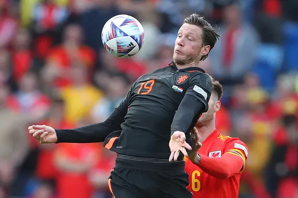 hollanda-basinindan-wout-weghorst-cagrisi-11de-oynasin-1669016290198.jpg Hollanda basınından Wout Weghorst çağrısı: 11'de oynasın-4