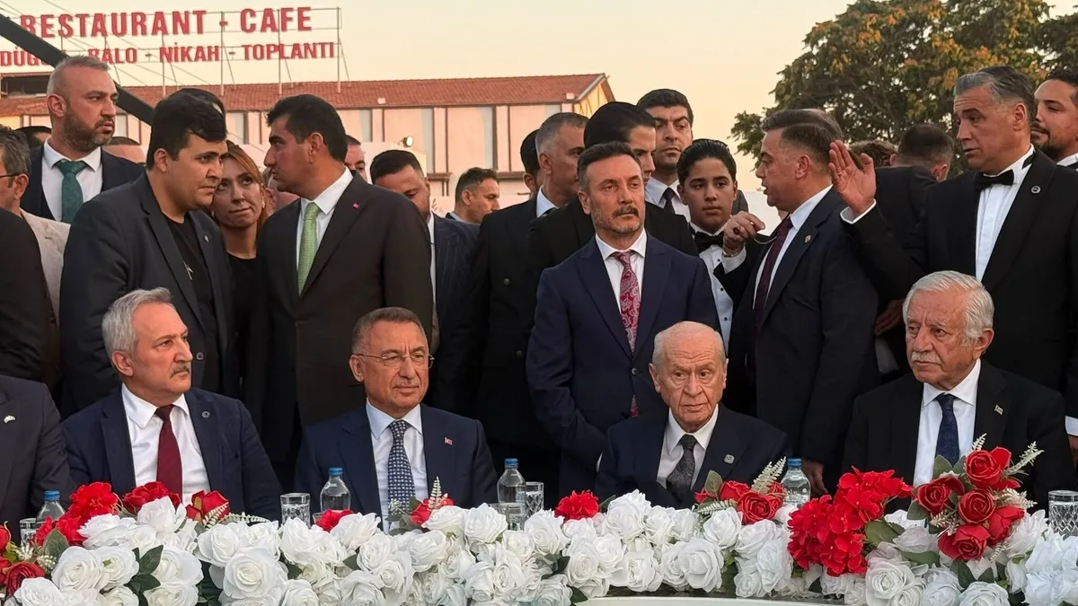 MHP Lideri Devlet Bahçeli nikah şahidi oldu