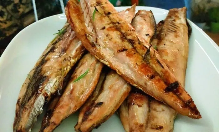 bu-baligin-tam-mevsimi-en-lezzetli-en-sagliklisi-aralik-ayinda-yeniyor-ne-levrek-ne-hamsi-onu-mutlaka-simdi-de-1702913497602.jpg Ne levrek ne hamsi onu mutlaka şimdi denemelisiniz: Bu balık Aralık ayında yeniyor!-2