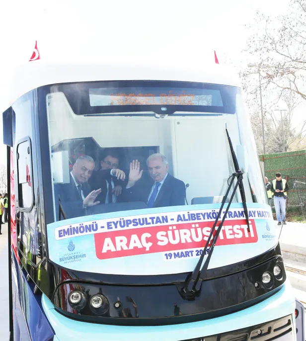 Eminönü-Eyüpsultan-Alibeyköy Tramvay Hattı ve Mahmutbey-Mecidiyeköy Metro Hattının test sürüşleri gerçekleştirdi-1