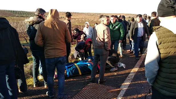 Son dakika: Şanlıurfa'da feci kaza! Öğrenci servisi ile işçi servisi çarpıştı-5