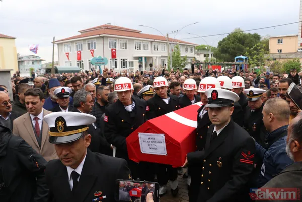 Şehit Teğmen Talha Bahadır, Yalova'da toprağa verildi! Cenaze namazını babası kıldırdı - 1