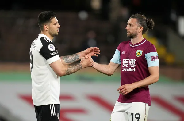 premier-lige-veda-eden-son-takim-fulham-oldu-1620682102132.jpg Premier Lig'e veda eden son takım Fulham oldu-1