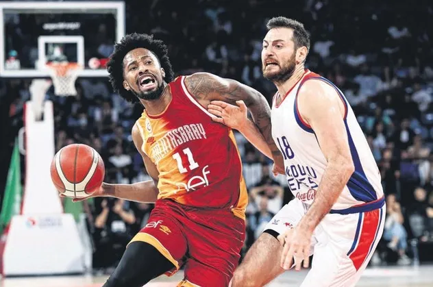 Anadolu Efes, Galatasaray Nef’i sezonun ilk maçında devirmeyi başardı