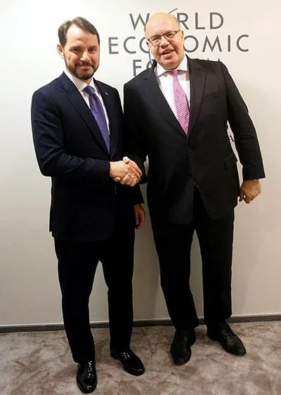 Bakan Albayrak'tan Davos'ta peş peşe kritik görüşmeler-2