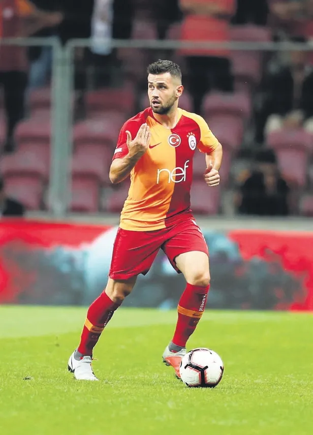 trabzonspor-yusuf-yaziciyi-kiralamak-icin-lille-ile-masada-spor-haberleri-1661466199580.jpeg Trabzonspor Yusuf Yazıcı’yı kiralamak için Lille ile masada |Spor haberleri-2