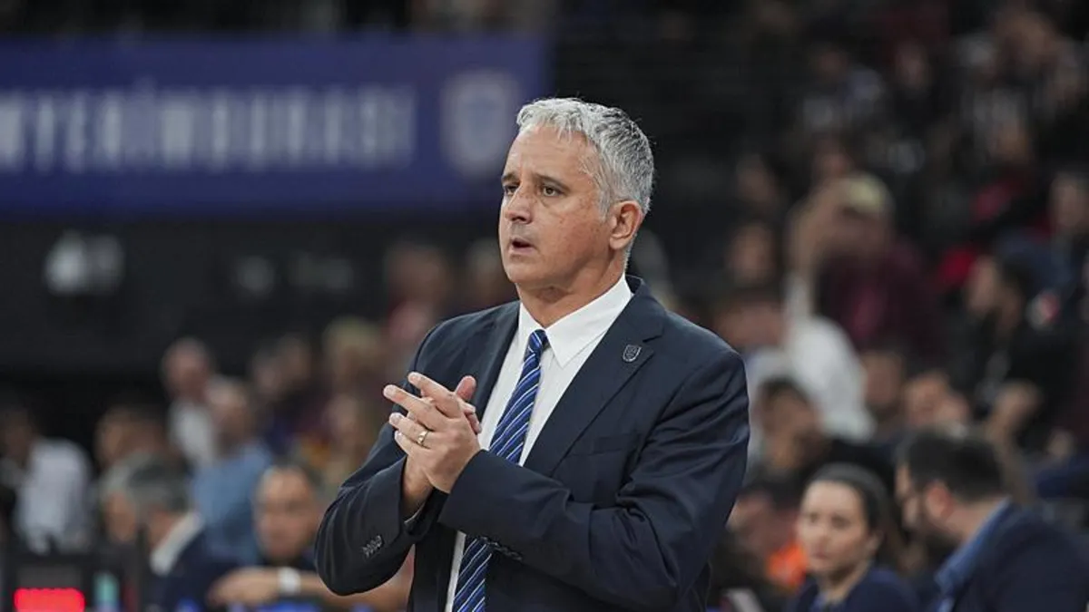 Anadolu Efes'te Kokoskov dönemi sona erdi!