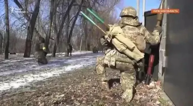 Dakika dakika Rusya-Ukrayna savaşı | Putin'den karşı hamle: Gönüllü mücadele etmek isteyenleri kabul edeceğiz-9