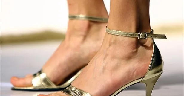 Uzmanı ayaklarda oluşan ağrılara sebep olan etkenleri açıkladı!