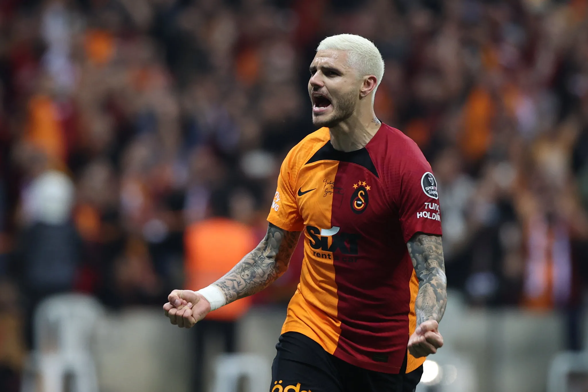 Galatasaray'dan taraftara müjde! 2 transfer kampa yetişiyor - 25