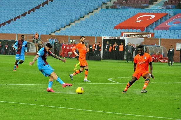trabzonspor-1-1-basaksehir-mac-sonucu-1584285437444.jpeg