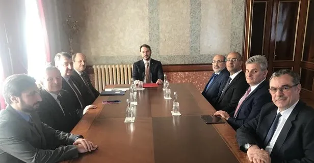 Bakan Berat Albayrak Katılım Bankaları Birliği yönetimi ile bir araya geldi