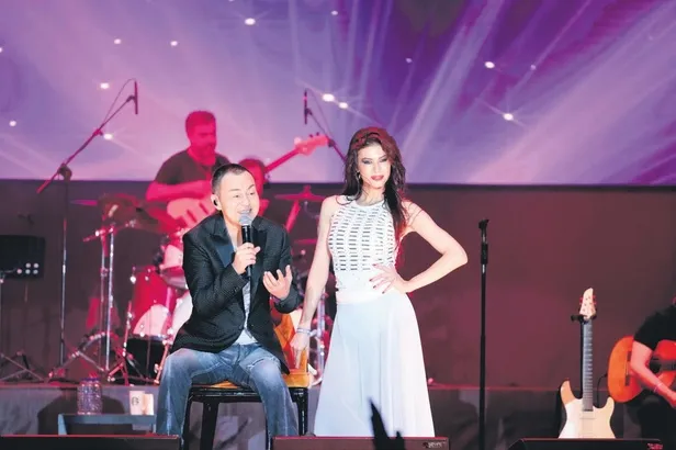 her-sahnesinde-heyecan-var-gul-masali-ikinci-bolumuyle-izleyiciyi-ekrana-kilitledi-1656356467828.jpeg Her sahnesinde heyecan var! Gül Masalı ikinci bölümüyle izleyiciyi ekrana kilitledi-10