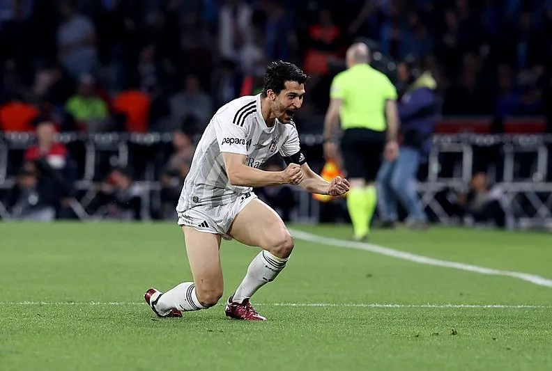 Necip Uysal rekor sezonunu yaşadı!