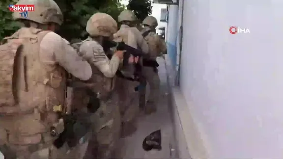 Bakan Yerlikaya: "Narkokapan-Antalya operasyonunda 107 şüpheli gözaltına alındı"