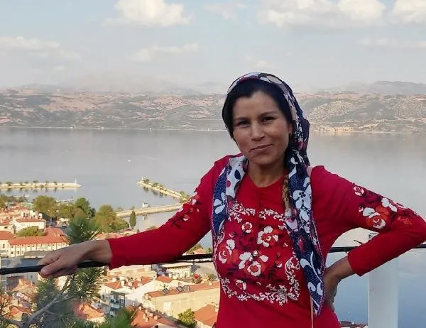 Boşandığı eşini tandırda yakan Emel’e hapis