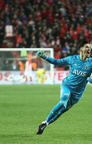 Fenerbahçe’nin yeni elması Altay Bayındır!