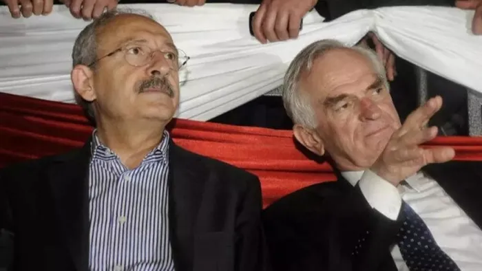 kemal-kilicdaroglu-ozgur-ozele-taktik-verdi-ekrem-imamogluna-onder-sav-tarifesi-mi-ismail-kucukkaya-o-gorusmey-1702976841515.jpeg Kemal Kılıçdaroğlu Özgür Özel'e taktik verdi: Ekrem İmamoğlu'na "Önder Sav" tarifesi mi? İsmail Küçükkaya o görüşmeyi anlattı!-6