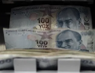 İşçiyi aldatan tazminat öder