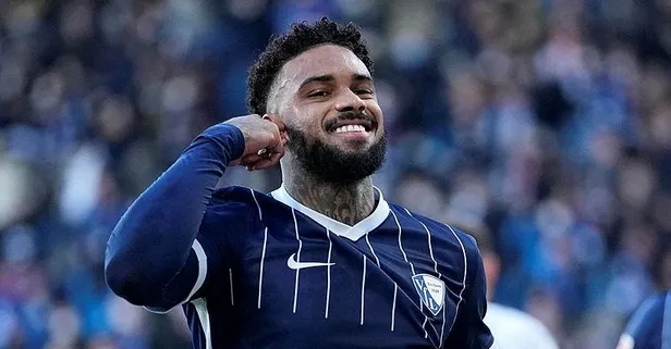 Fener’e Locadia teklifi: Menajerler Hollandalı futbolcuyu Fenerbahçe'ye önerdiler