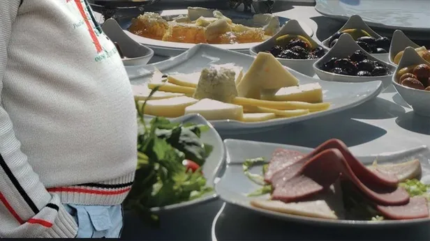 10 kilo verdiren Ramazan diyet listesi! 15 saat aç kalarak Ramazanda kilo vermenin sırrı ortaya çıktı