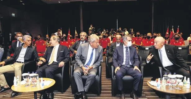 Milli Takım Teknik Direktörü Şenol Güneş: Futbola yeşil kart gelsin