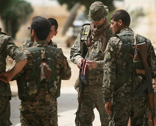 Rusya: Rakka’da halk YPG’ye karşı ayaklandı